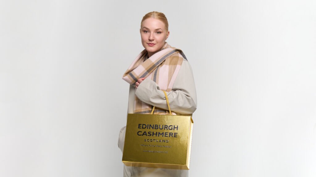 Edinburgh Cashmere DC Classic Check delivered and unboxed