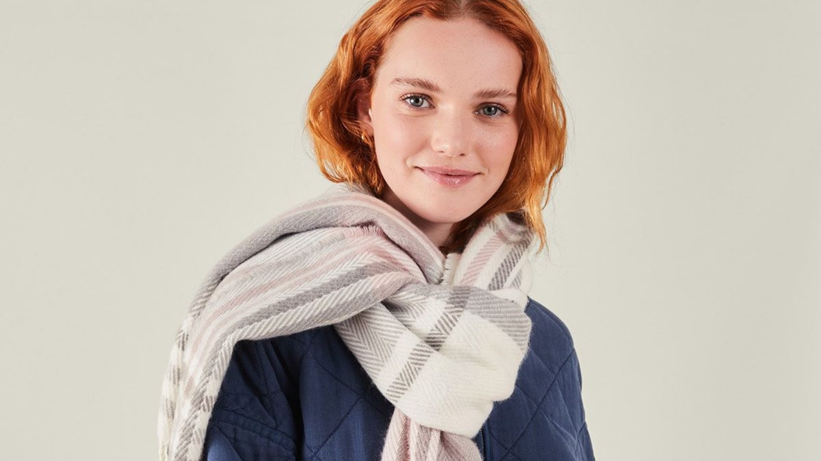Minimalist Winter Scarf